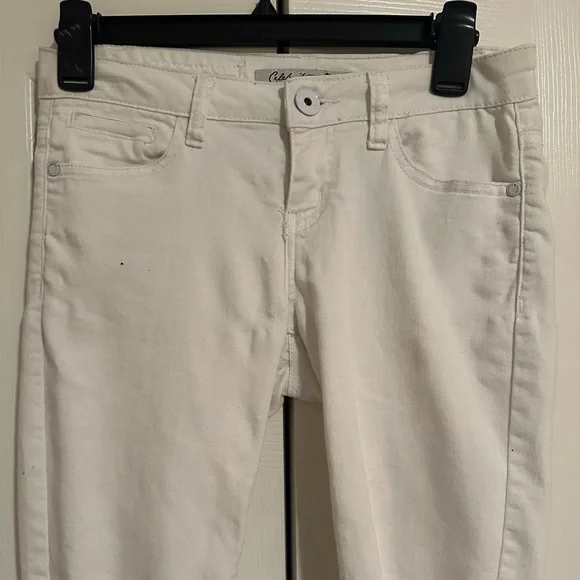 Celebrity Pink Jeans - Picture 3 of 5